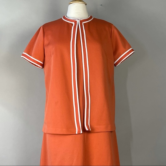 Vintage Coral Dress with Matching Jacket - Picture 2 of 14